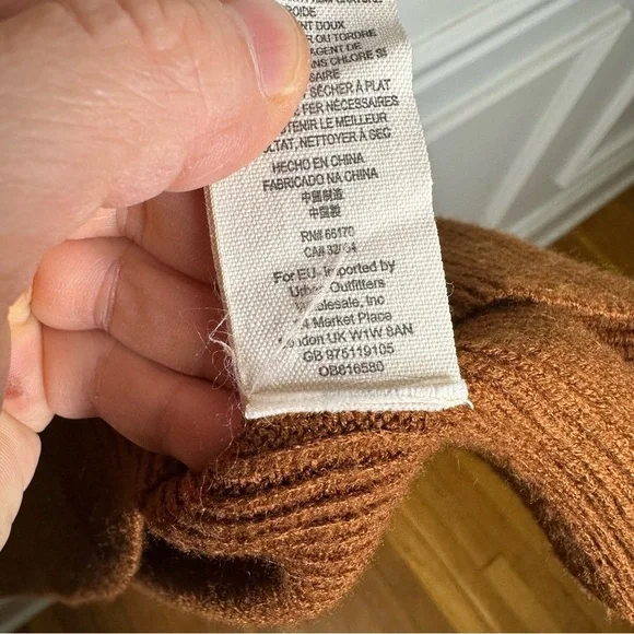 Free People Women’s Softly Structured Tunic Sweater in Tobacco Womens X-Small - Picture 8 of 9